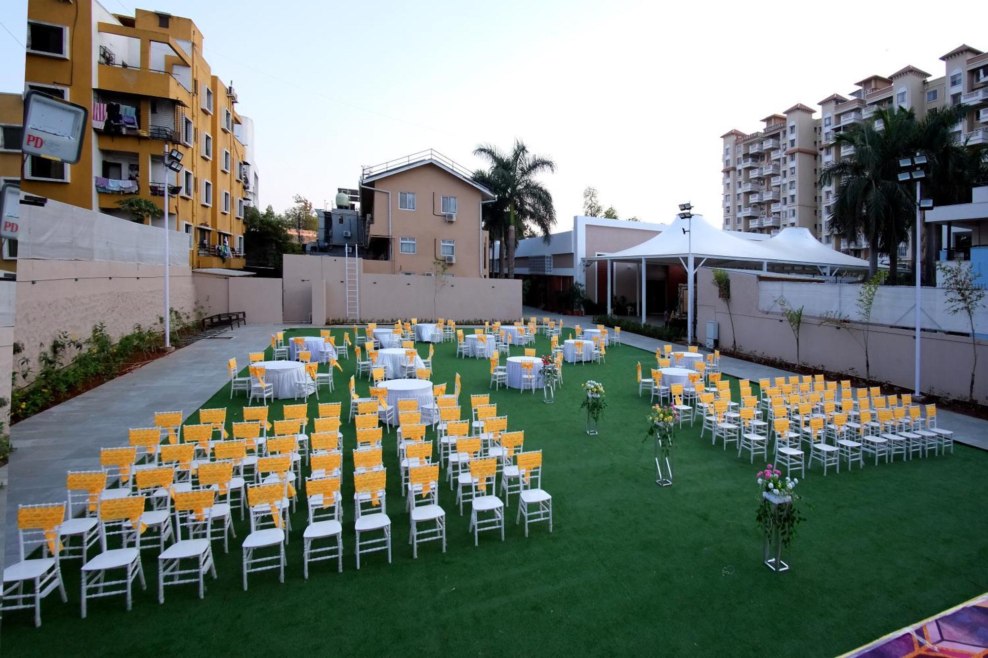 Hotel Haldi นาสิก ภายนอก รูปภาพ