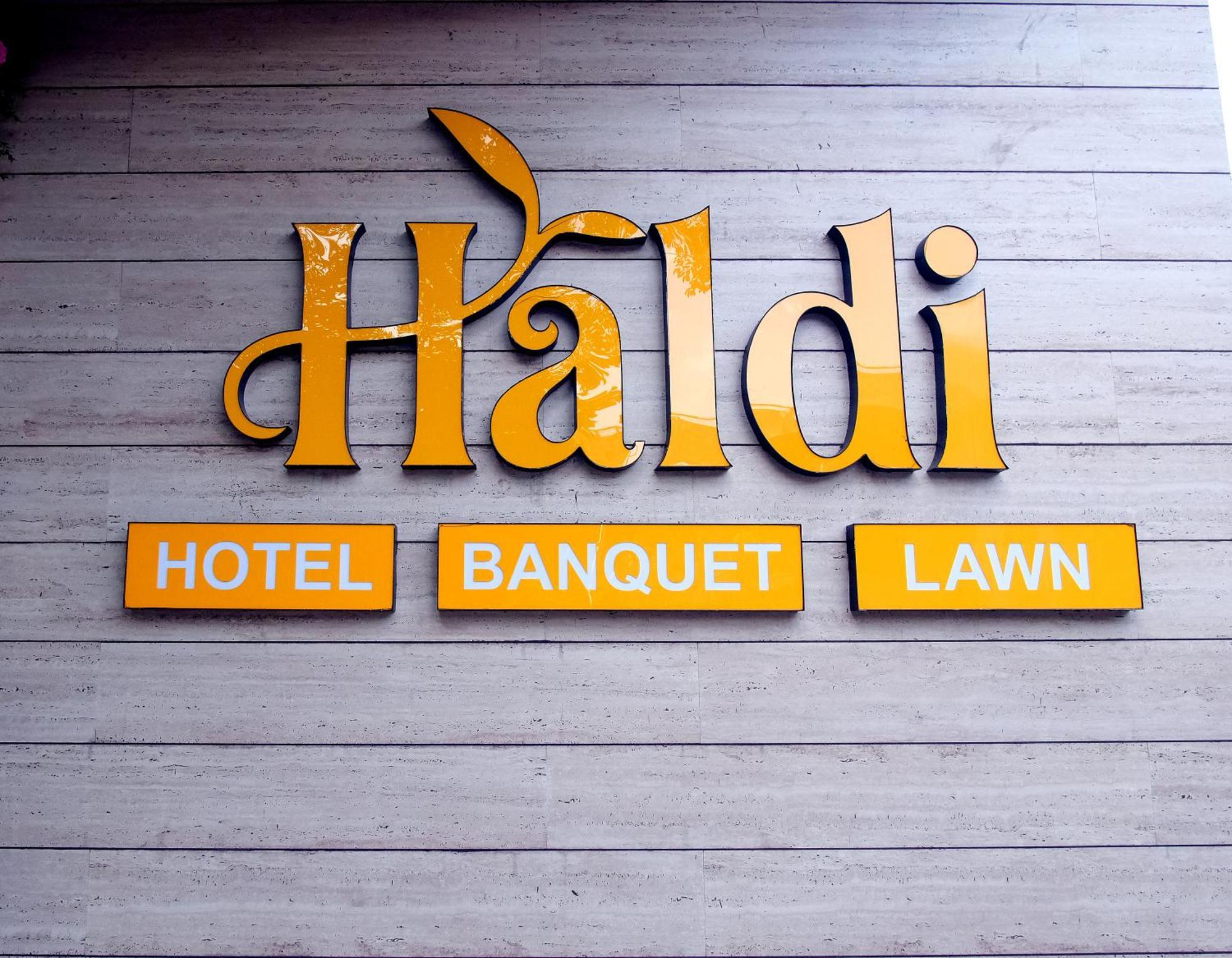 Hotel Haldi นาสิก ภายนอก รูปภาพ